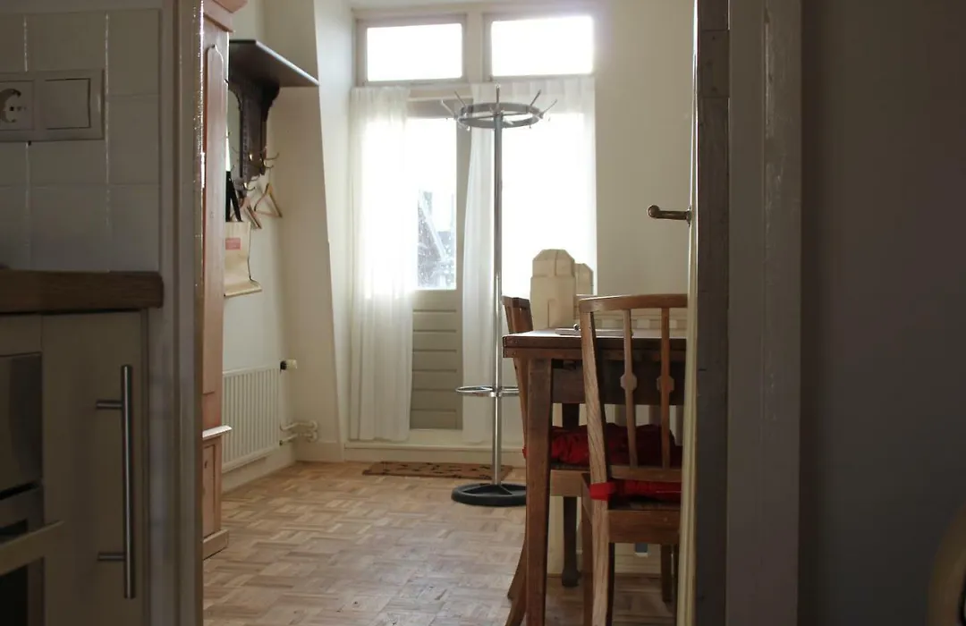 Pied A Terre Oostersingel Umcg-1