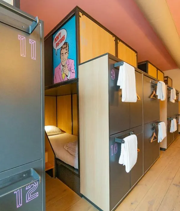 Sparks Hostel-1