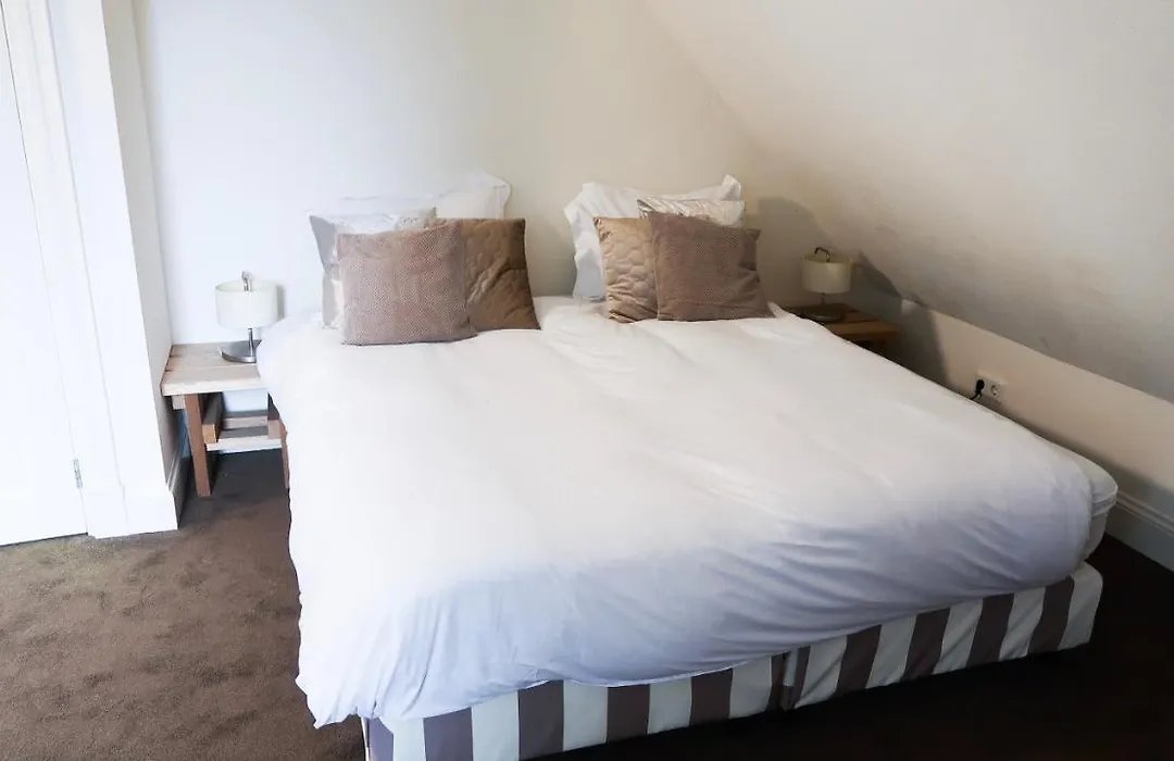 B&B Schiphol Airport-1
