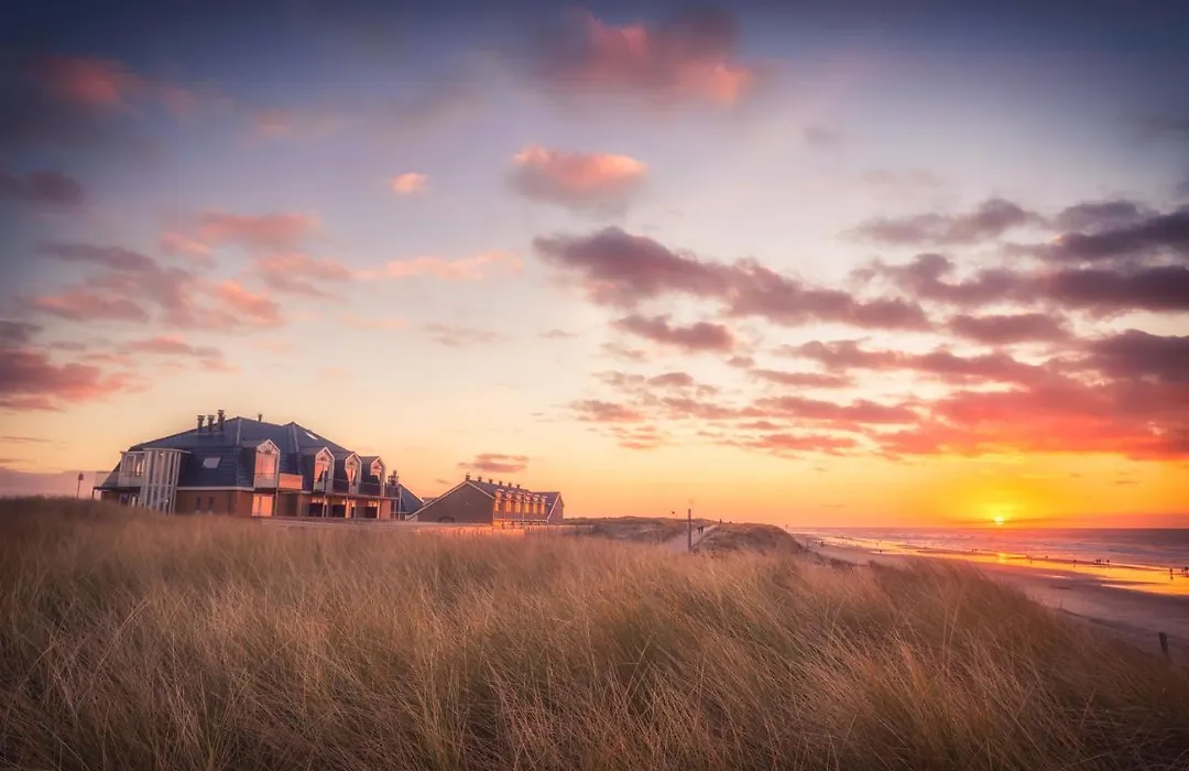 Strandhotel Noordzee-1