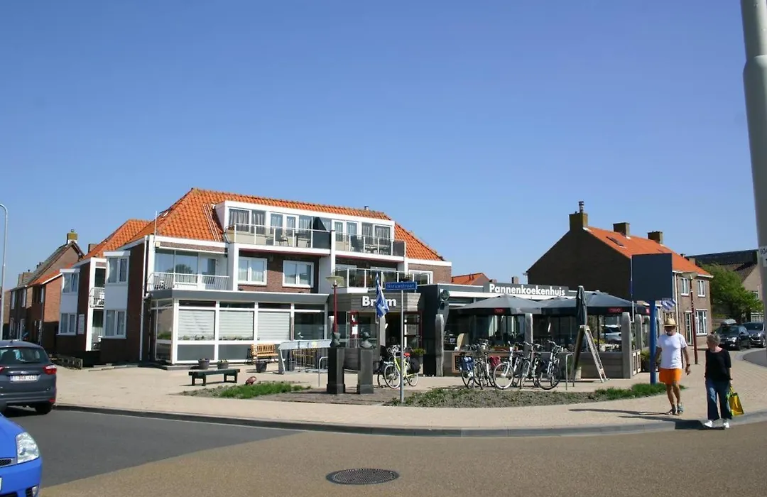 Appartement 1 aan het strand met hond-1