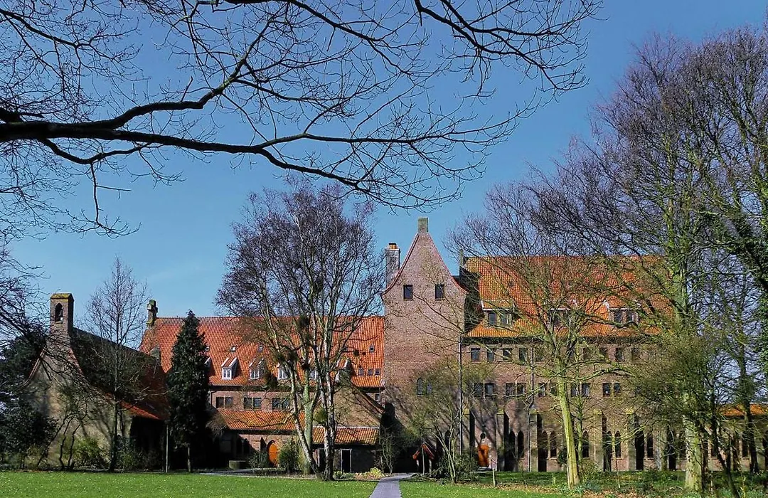 Herberg Binnen-1