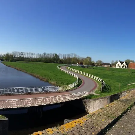 Waterhut 1 Aduarderzijl-2