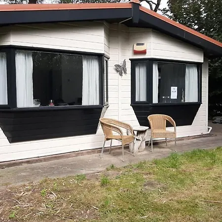 Chalet de Hazelnoot te Diever-3