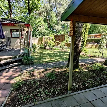 Chalet in bosrijke omgeving op chaletpark Kempenbos naast Duc de Brabant voor 2-3-4-5 personen-2