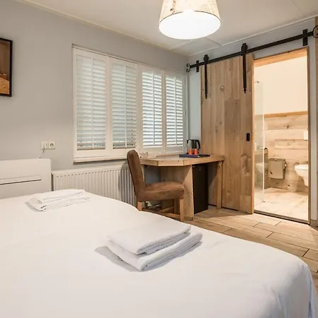 Hotel Giethoorn-2