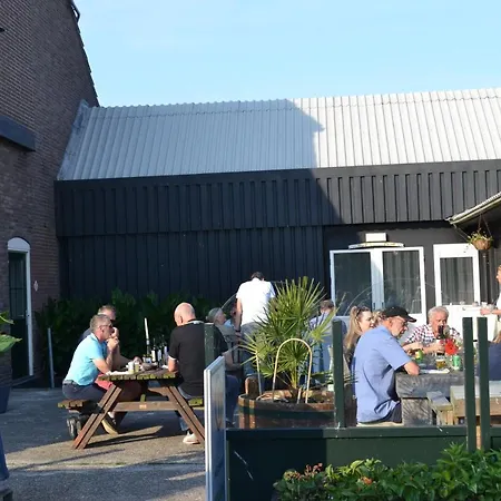 Lodge 61 Hotel Aan Het Water-2