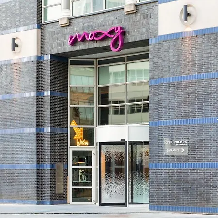 Moxy The Hague-3