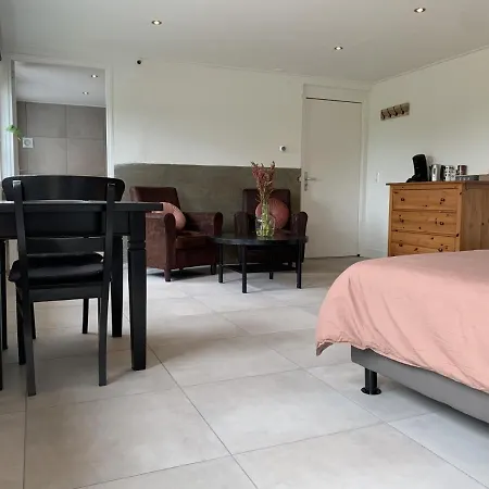 Bed & Breakfast 'Tuus Op Tessel'-2