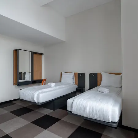 Easyhotel Maastricht City Centre-2