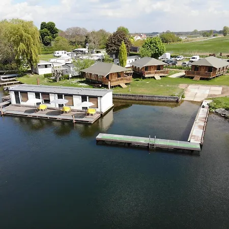 Tiny House By The Water - De Schans Alphen-2