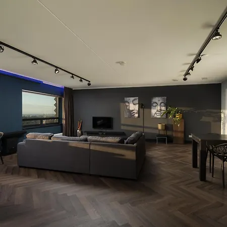 The Penthouse At The Hague Tower-2