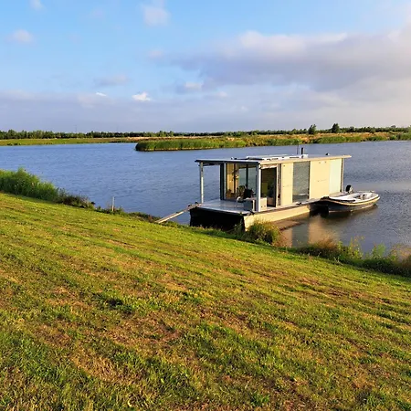 AquaHome - Bijzonder overnachten in de Biesbosch-3