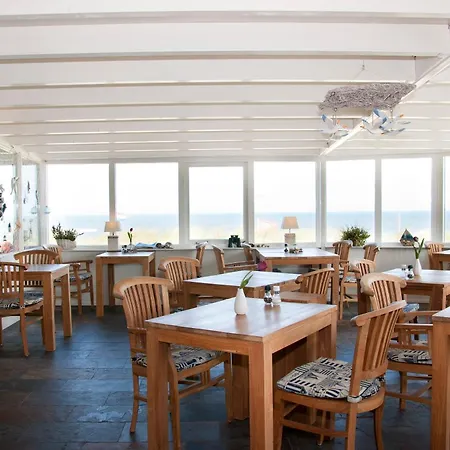 Strandhotel Noordzee-2