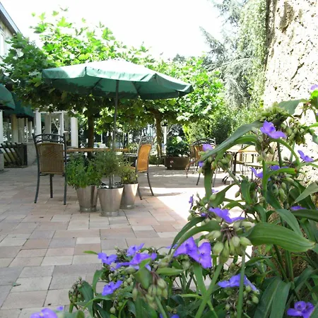 Boutique Hotel De Rozenhof-3