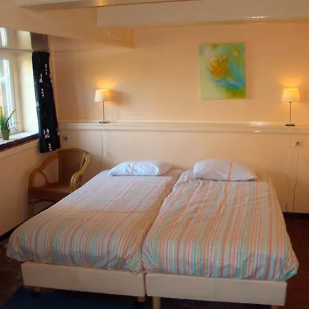 Hostel Herberg De Esborg Scheemda-3