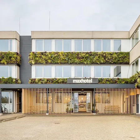 Maxhotel Amsterdam Airport Schiphol - Recently Renovated-2