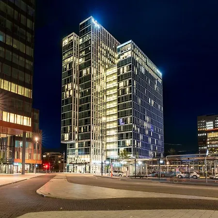 Plaza Premium Almere-2