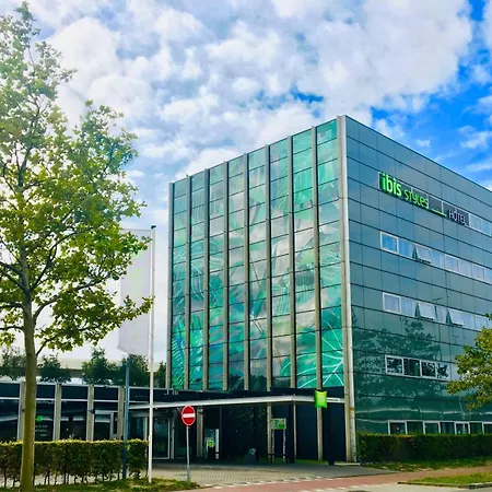 Ibis Styles Amsterdam Airport-3