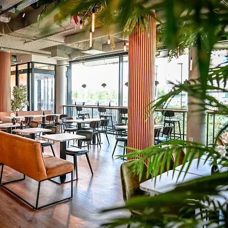 Fletcher Hotel Rotterdam-Airport-2