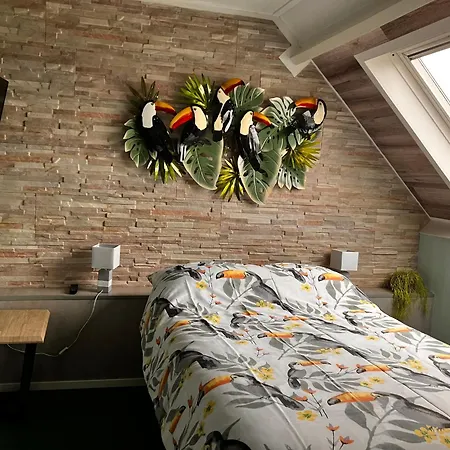 Hotel Dichtbijzee-3