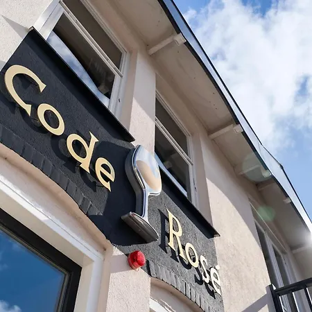 Boutique Pension Code Rosé-3