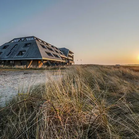 Paal 8 Hotel Aan Zee-3