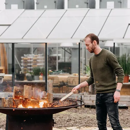 Basecamp Tiny House Eco-Resort Ijmuiden-3