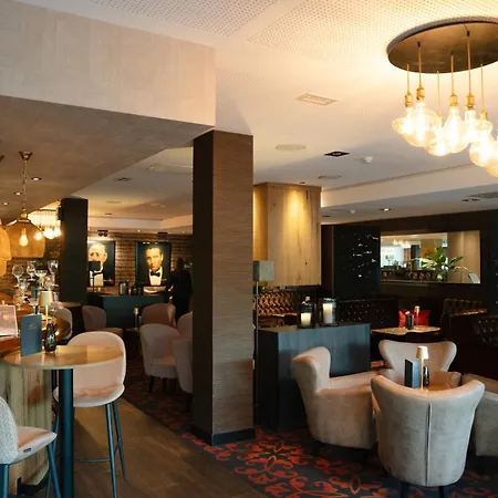 Van Der Valk Hotel Akersloot / A9 Alkmaar-3