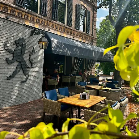 Hotel Restaurant De Roode Leeuw-3