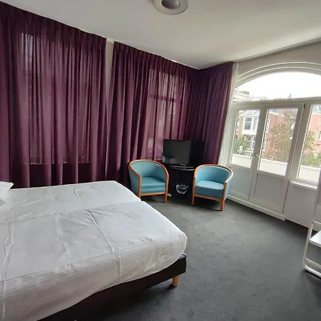 New City Hotel Scheveningen-3