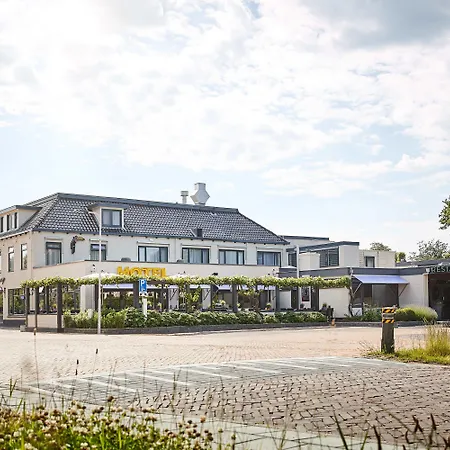 Van der Valk Hotel Hardegarijp - Leeuwarden-3