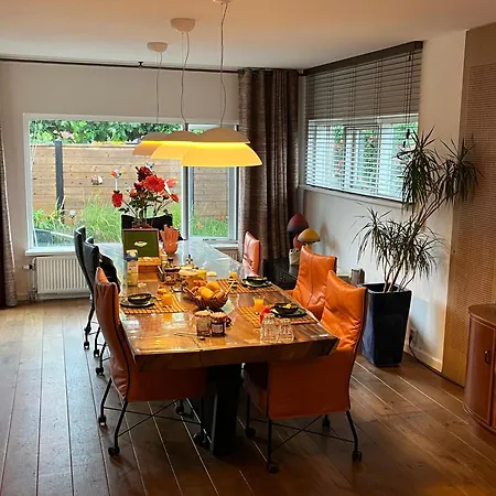 Bed&Breakfast Maasland-3