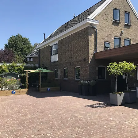 Bed&Breakfast Maasland-2