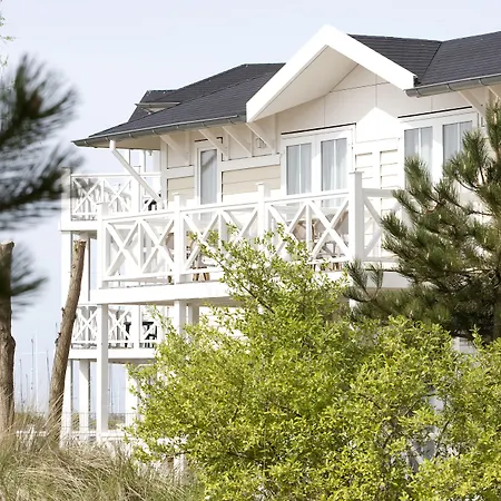 Roompot Cape Helius Beach Hotel-2