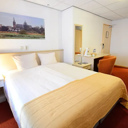 Hotel Jo Van Den Bosch-3