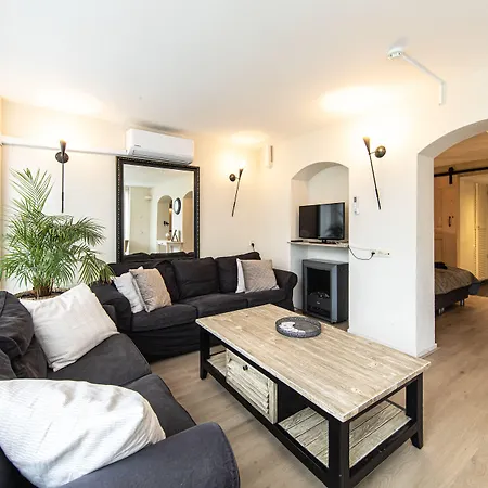 Blankebil Studios & Apartments-3