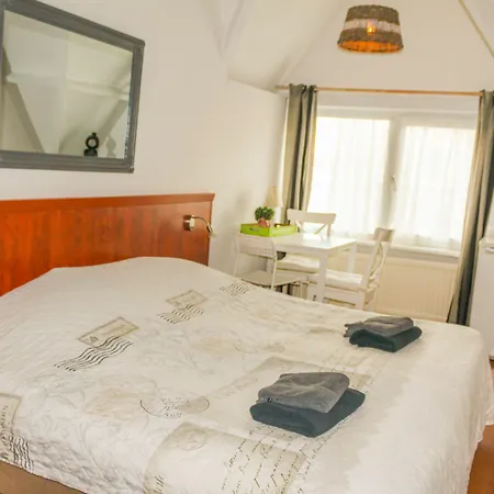 Blankebil Rooms-2