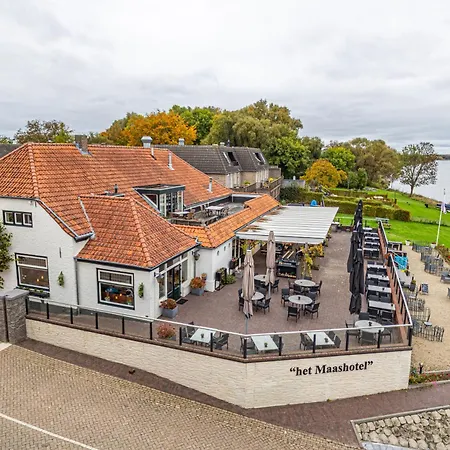 Het Maashotel-3