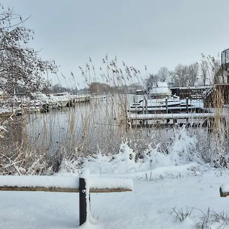 VVP Verhuur Chalet Vinkeveense Plassen-2