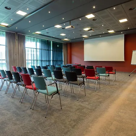 Steigenberger Airport Hotel Amsterdam-3