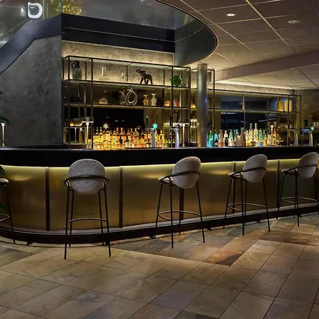 Haven Hotel Rotterdam, Curio Collection By Hilton-3