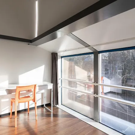 Easyhotel Rotterdam City Centre-3