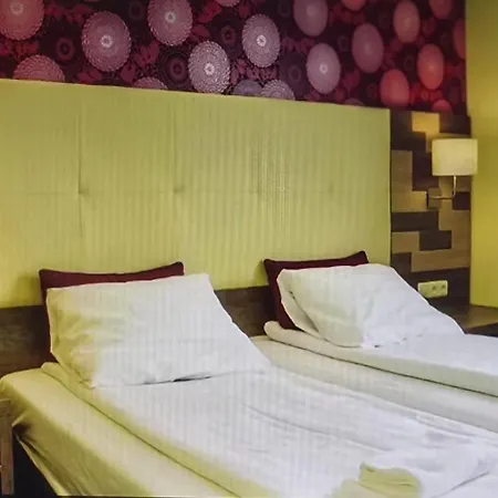 Hotel Zwanenburg Amsterdam Airport-3