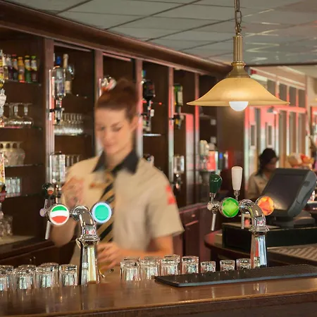 Ibis Tilburg-3