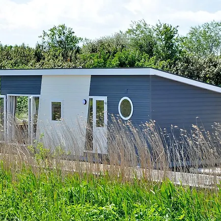 Bestmarine Waterchalets Flevo Marina-2