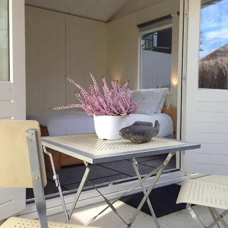 Tiny House Madame Jeanette Nabij Centrum En Zee-3
