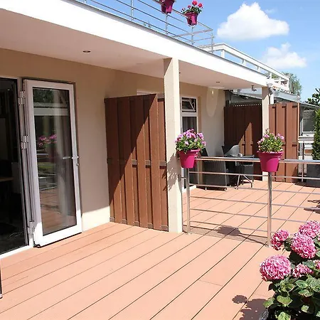 Villa Monte Dana Amsterdam Airport-3