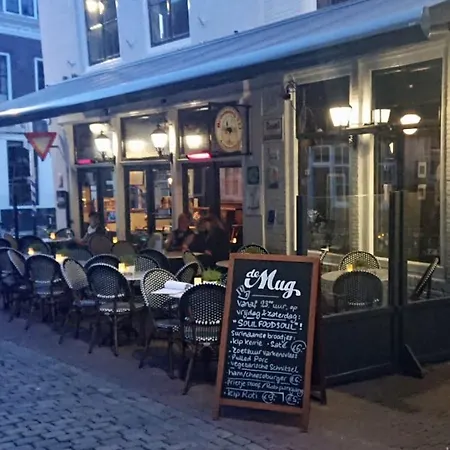 Cafe Restaurant Hotel De Mug-3