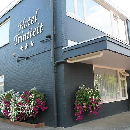 Hotel Triniteit-2